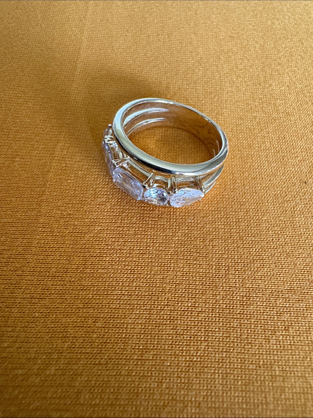 Sparkling Clear Stone Silver-Tone Women's Ring
